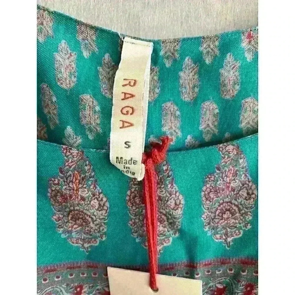 NWT Womens Anthropologie Raga Boho Multicolor Paisley Print Blousey Cropped Top - Picture 3 of 10